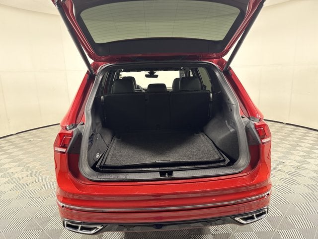 2024 Volkswagen Tiguan SEL R-Line