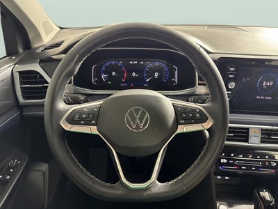 2025 Volkswagen Taos SEL