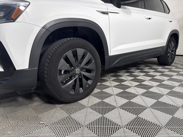 2024 Volkswagen Taos S