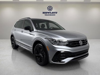 2023 Volkswagen Tiguan SE R-Line Black