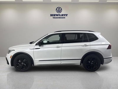 2023 Volkswagen Tiguan SE R-Line Black