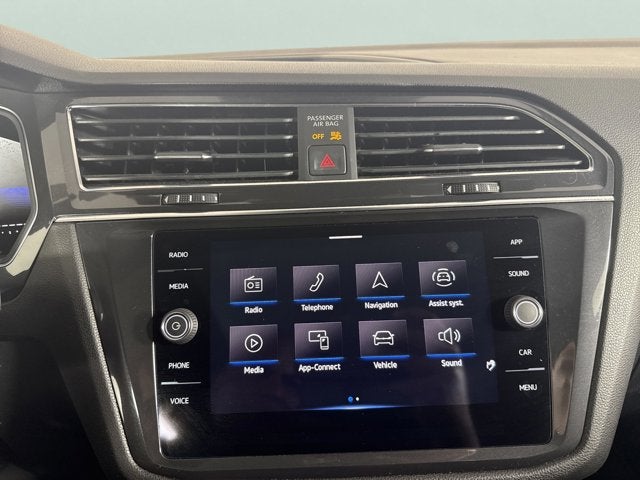 2023 Volkswagen Tiguan SE R-Line Black