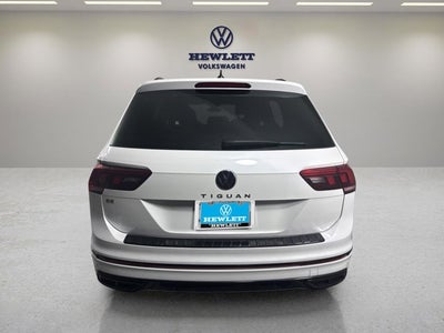 2023 Volkswagen Tiguan SE R-Line Black