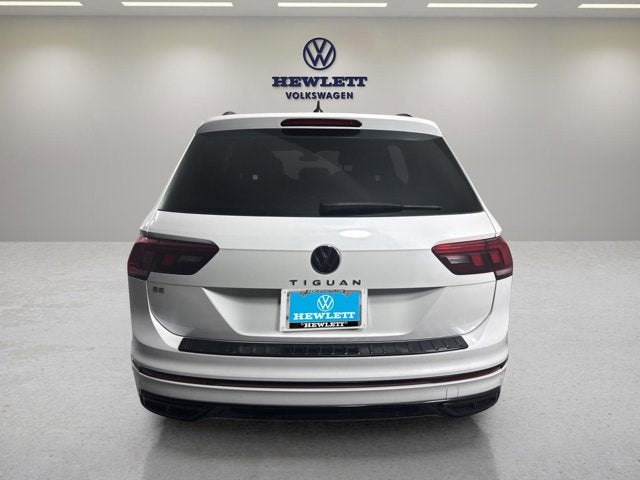 2023 Volkswagen Tiguan SE R-Line Black