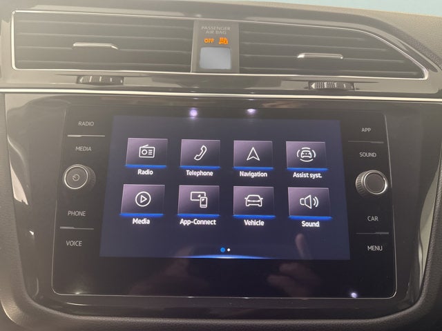 2023 Volkswagen Tiguan SE R-Line Black