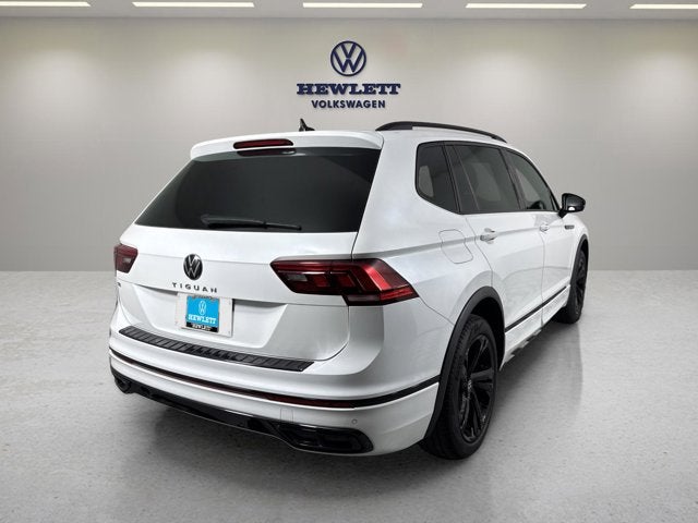 2023 Volkswagen Tiguan SE R-Line Black