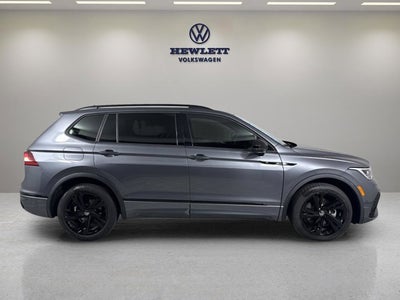 2024 Volkswagen Tiguan SE R-Line Black