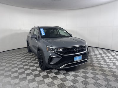 2023 Volkswagen Taos SE