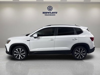 2023 Volkswagen Taos SE