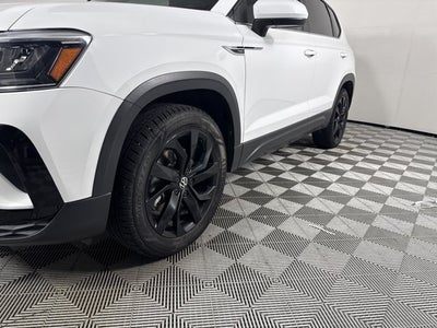 2023 Volkswagen Taos SE