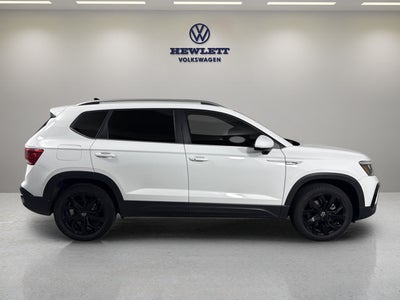 2023 Volkswagen Taos SE