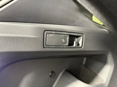 2025 Volkswagen Tiguan SEL R-Line