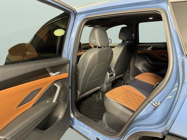 2025 Volkswagen Tiguan SEL R-Line