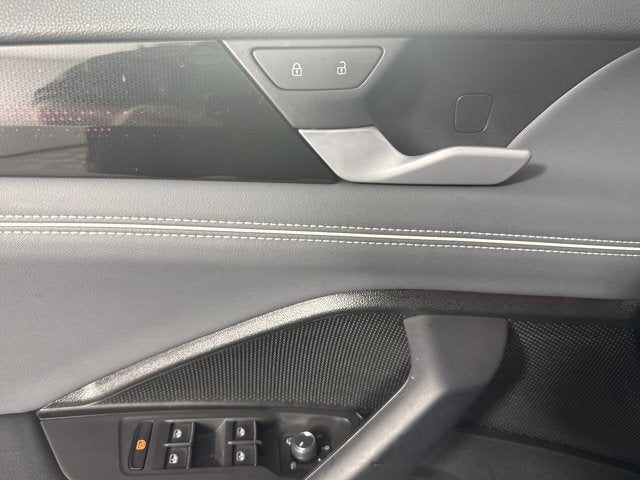 2025 Volkswagen Tiguan SEL R-Line