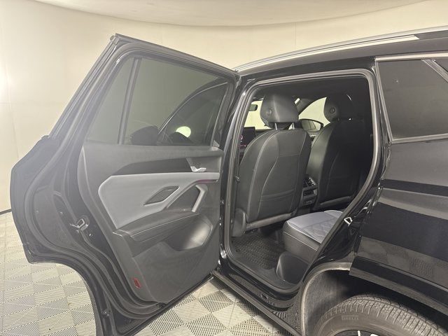 2025 Volkswagen Tiguan SEL R-Line