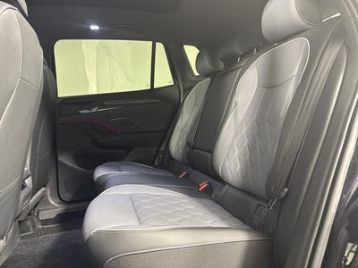 2025 Volkswagen Tiguan SEL R-Line