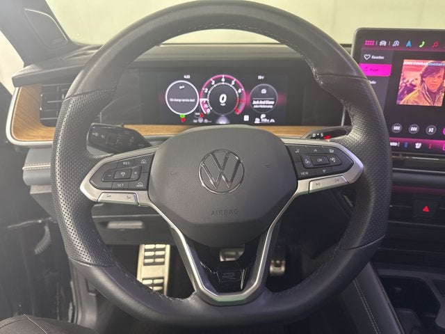 2025 Volkswagen Tiguan SEL R-Line
