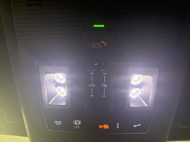 2025 Volkswagen Tiguan SEL R-Line