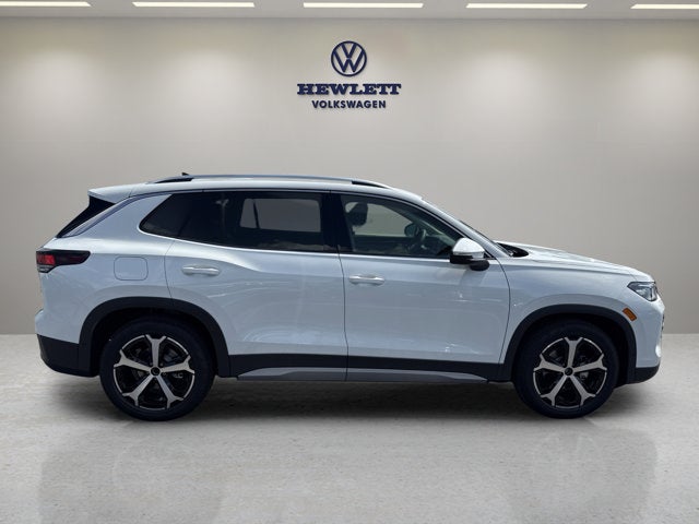 2025 Volkswagen Tiguan SE