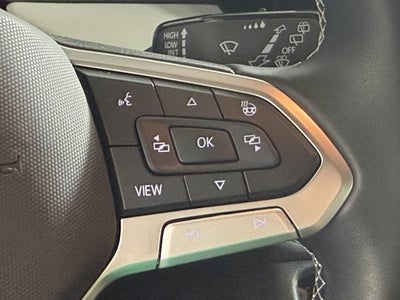 2025 Volkswagen Taos SE