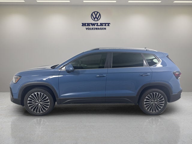 2025 Volkswagen Taos SE