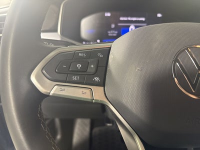 2025 Volkswagen Taos SE