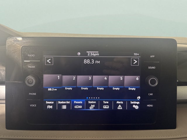 2025 Volkswagen Taos SE