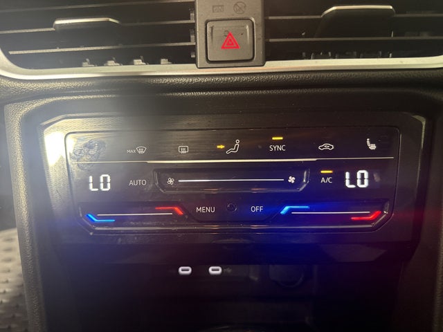 2025 Volkswagen Taos SE