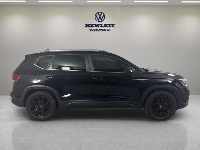 2023 Volkswagen Taos SE