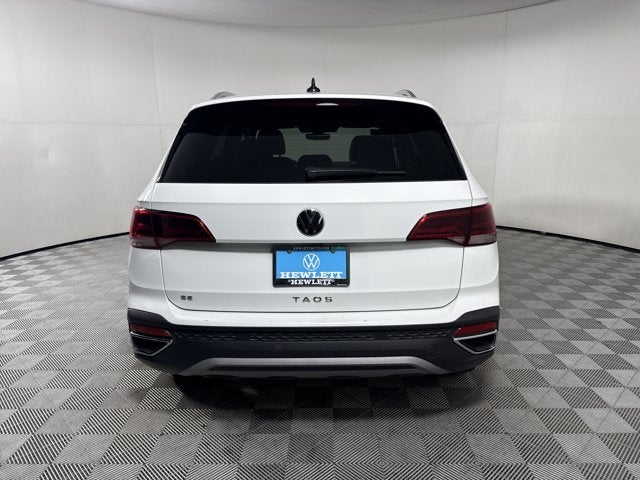 2024 Volkswagen Taos SE