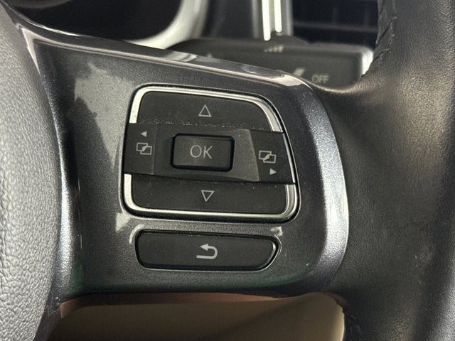 2013 Volkswagen Beetle Convertible 2.5L