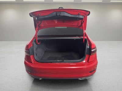 2019 Volkswagen Jetta R-Line