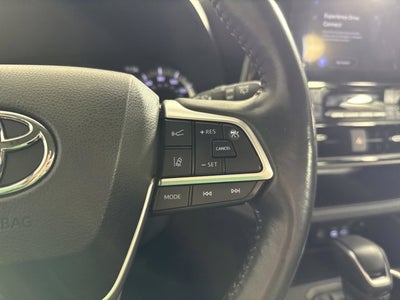 2023 Toyota Highlander LE