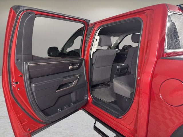 2022 Toyota Tundra 4WD SR5