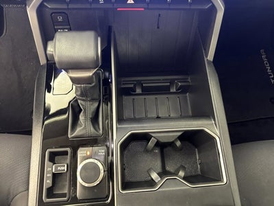 2022 Toyota Tundra 4WD SR5