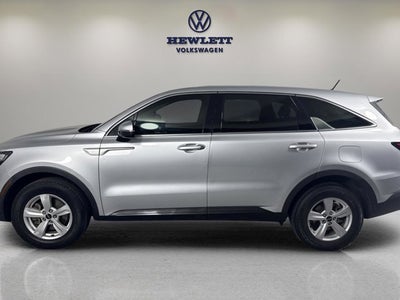 2022 Kia Sorento LX