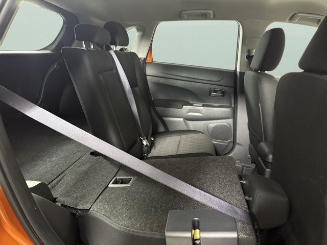 2025 Mitsubishi Outlander Sport SE