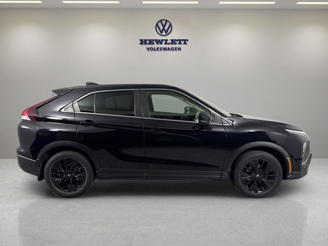 2022 Mitsubishi Eclipse Cross LE