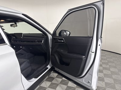 2023 Mitsubishi Outlander SE Black Edition