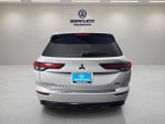 2023 Mitsubishi Outlander SE Black Edition