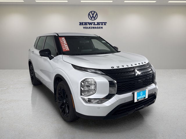 2023 Mitsubishi Outlander SE Black Edition