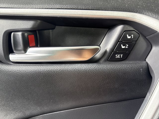 2025 Toyota RAV4 Hybrid XSE