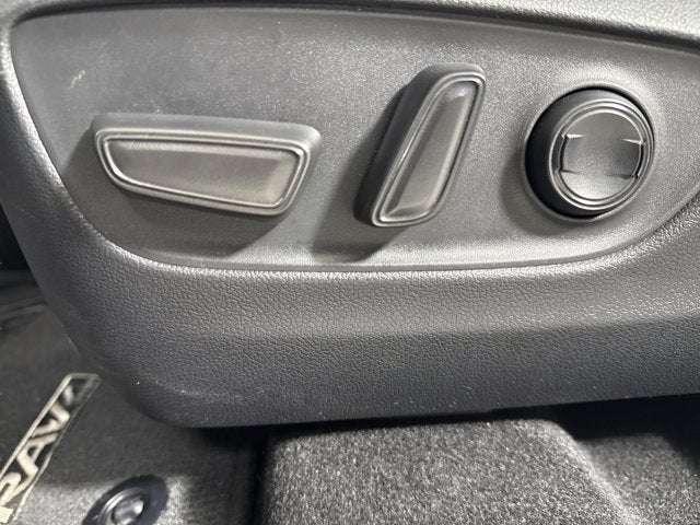 2025 Toyota RAV4 Hybrid XSE