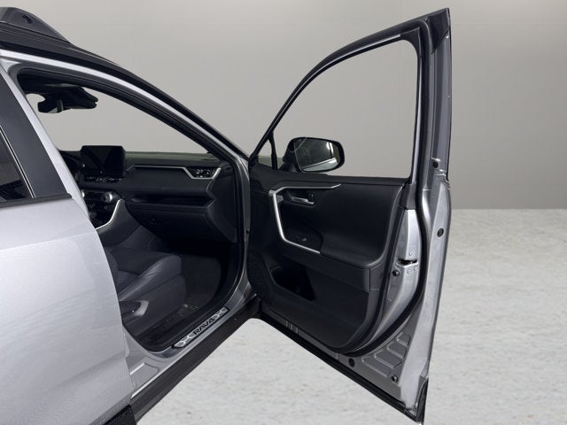 2025 Toyota RAV4 Hybrid XSE