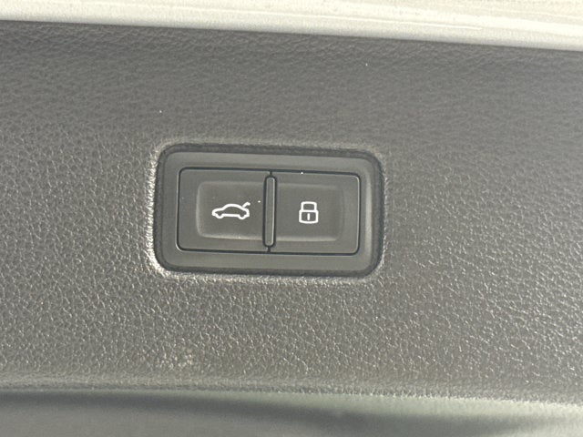 2021 Audi Q7 Premium Plus