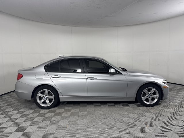 2013 BMW 3 Series 320i