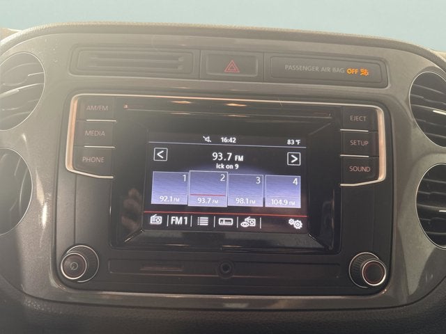 2016 Volkswagen Tiguan S