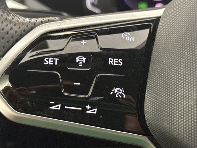 2023 Volkswagen Arteon SEL R-Line