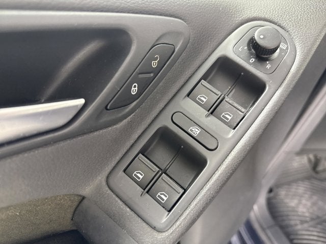 2014 Volkswagen Golf Auto