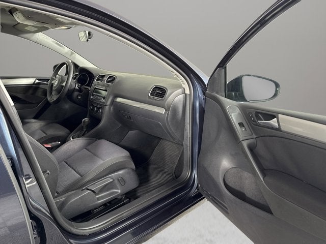 2014 Volkswagen Golf Auto